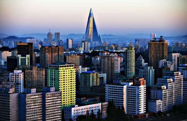 10 сказок, которые Северная Корея рассказывает всему миру